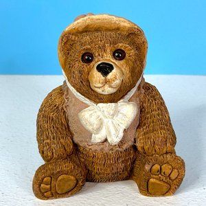 Beautifully Detailed Vintage 1987 United Design Stone Critters‎ 4" Ms Teddy Bear